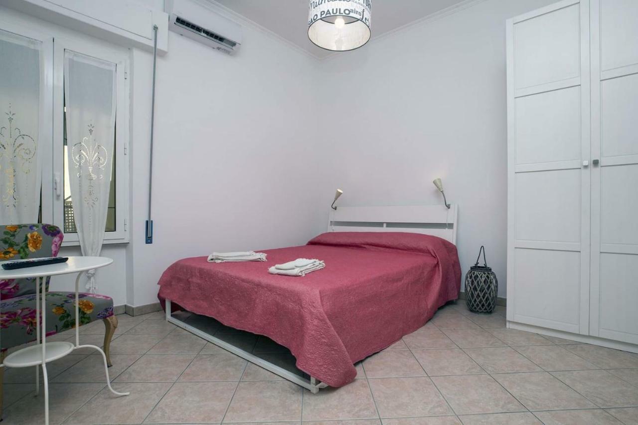 Il Cortiletto Di Via Tuscolana Apartment Rome Exterior photo